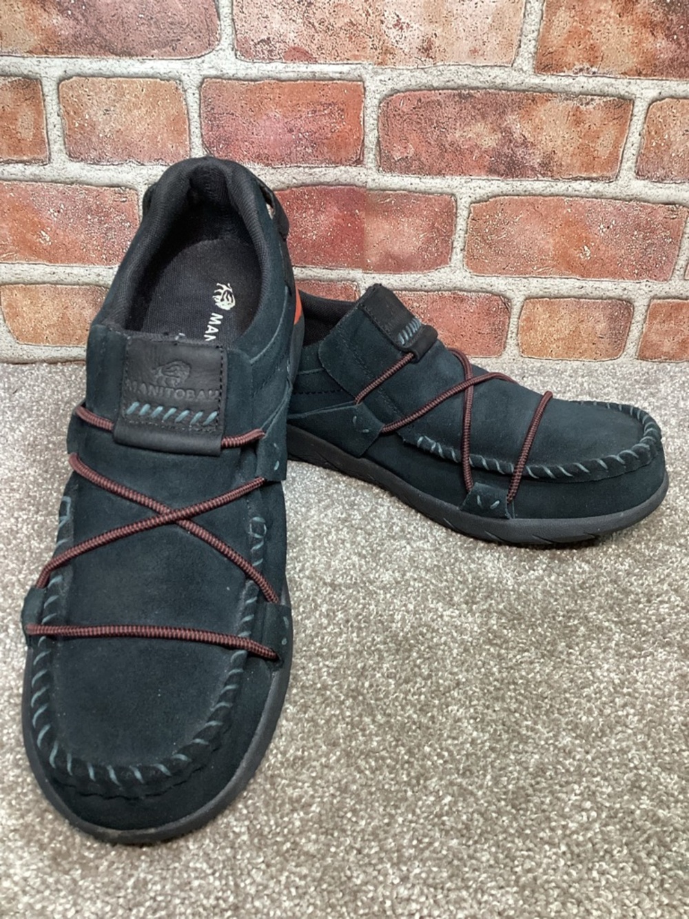 Manitobah Makwa Men’s slip on Mukluk moccasin loafers size 13